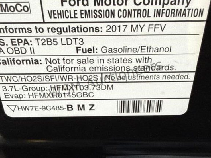 2017-ford-explorer-image-27