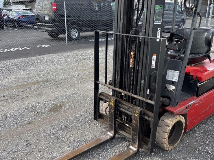 2017-hyster-e50xn-image-17