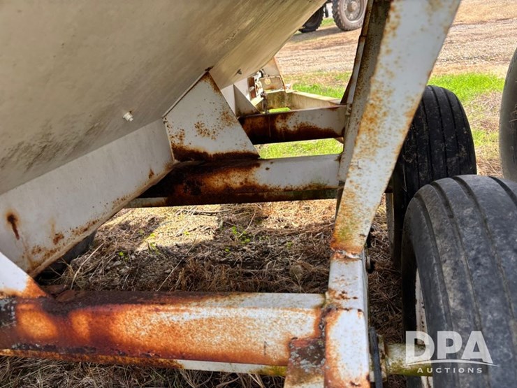 dry-spreader-buggy-(dr12300-unit-92)-image-14