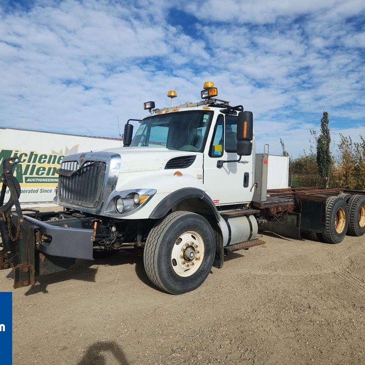 2014 INTERNATIONAL WORKSTAR 7400