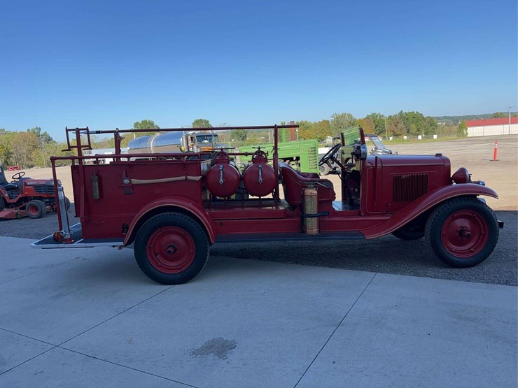 1931-chevrolet-fire-truck-image-13
