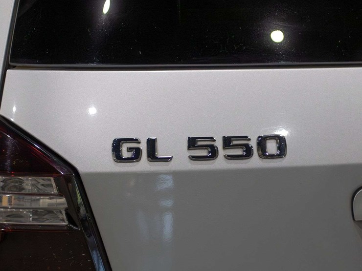 2008-mercedes-benz-gl-550-amg-suv-image-13