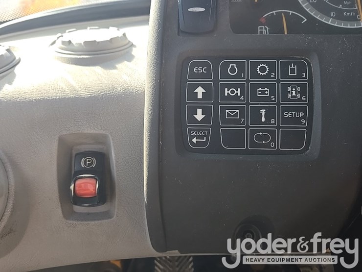 2016-volvo-l70h-image-57