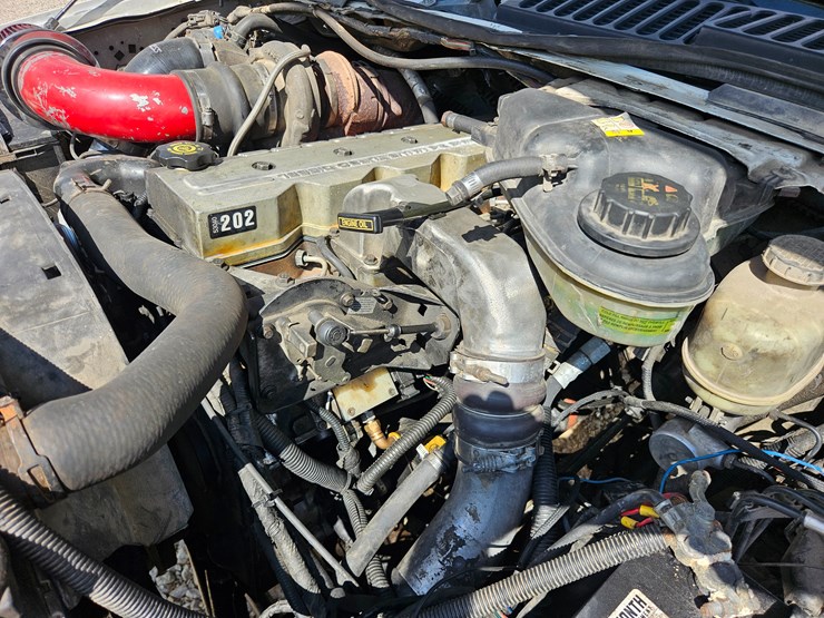 2005-ford-f550-image-28