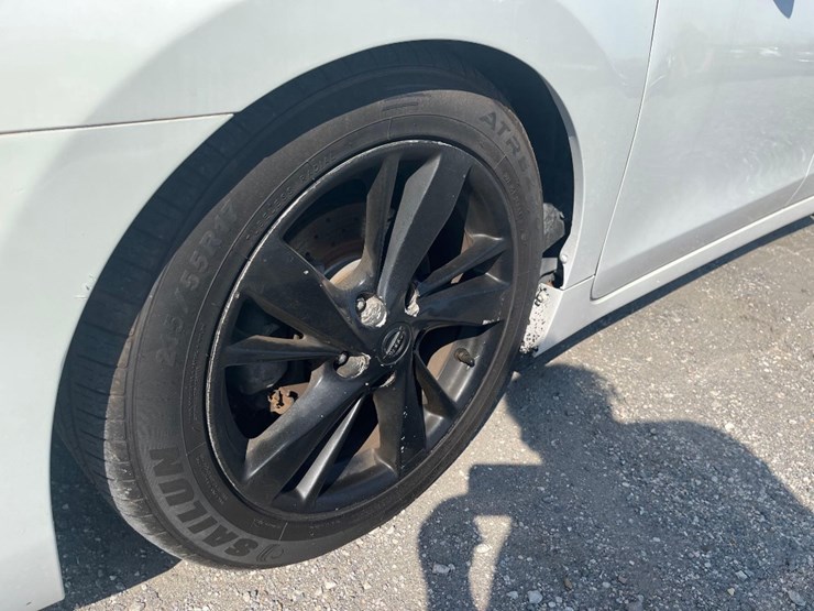 2015-nissan-altima-sedan-image-12