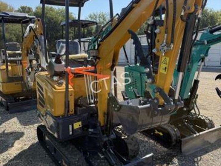 #79-•-mini-excavator---gas---model:-mx20r-image-2