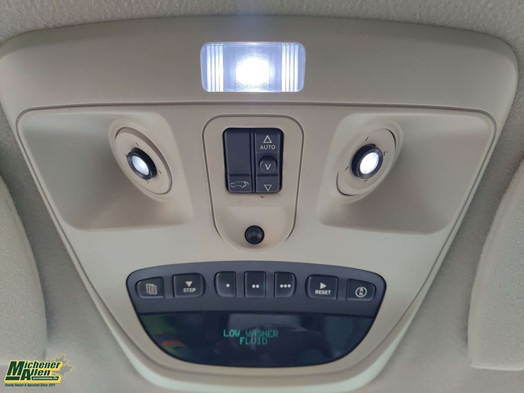 2008-chrysler-aspen-image-15