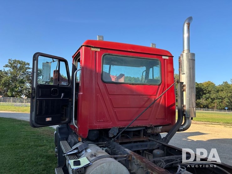 mack-ch613-image-30