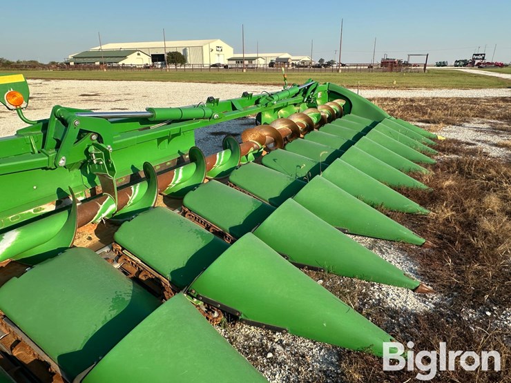 2020-john-deere-712fc-image-10