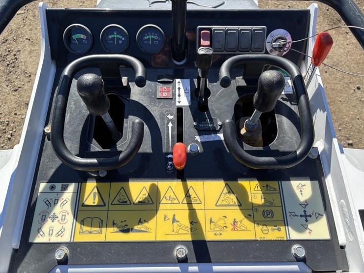 2023-bobcat-mt100-image-18