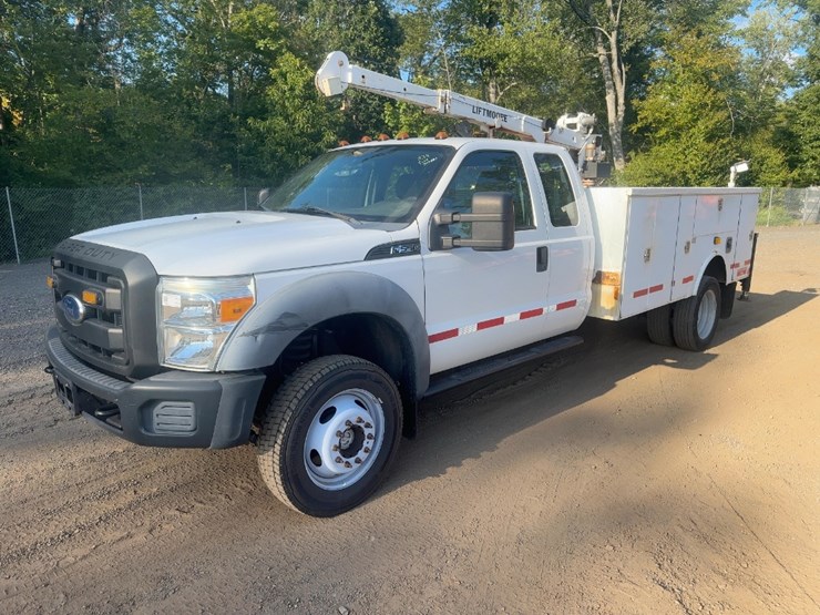 2012-ford-f550-xl-image-1