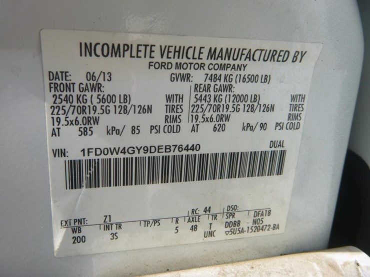 2013-ford-f450-image-25