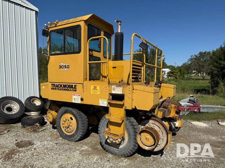 trackmobile-tm3050-railcar-mover-(np6170)-image-6