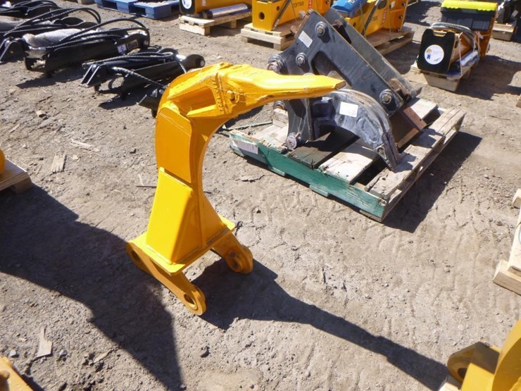 caterpillar-305-image-2