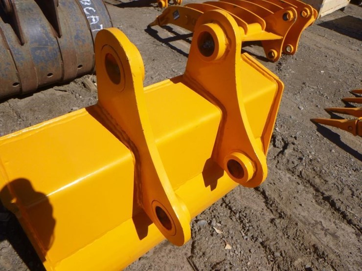 caterpillar-305-image-4
