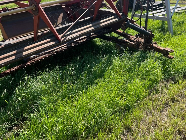 18’-versatile-swather-image-7