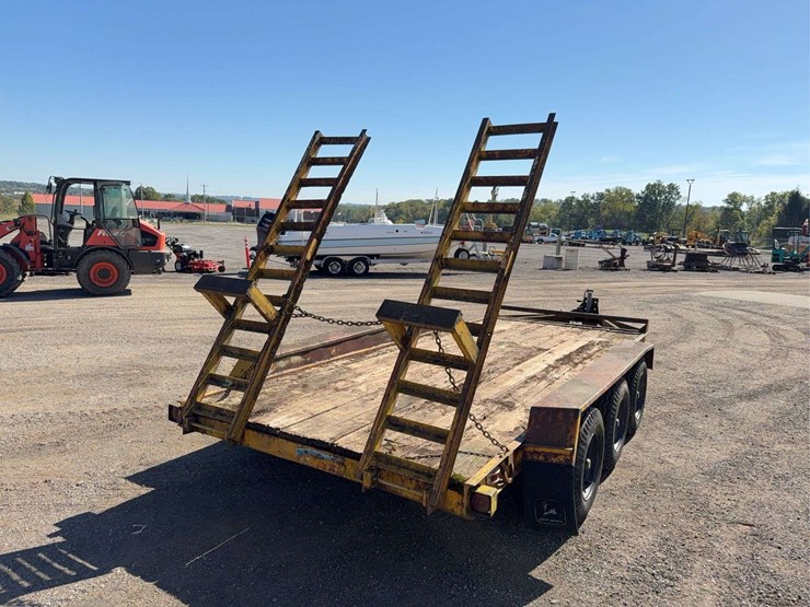 16'-equipment-trailer-image-15