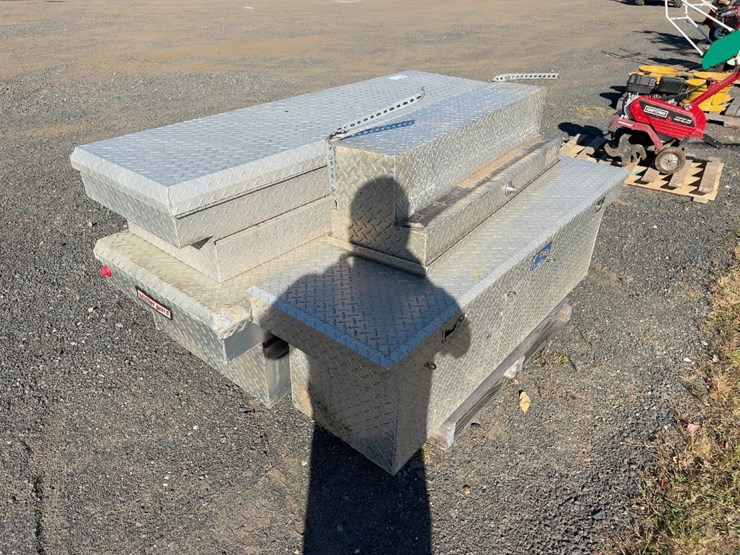 (4)-truck-tool-boxes-image-2