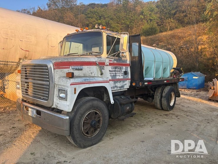 ford-l8000-image-1