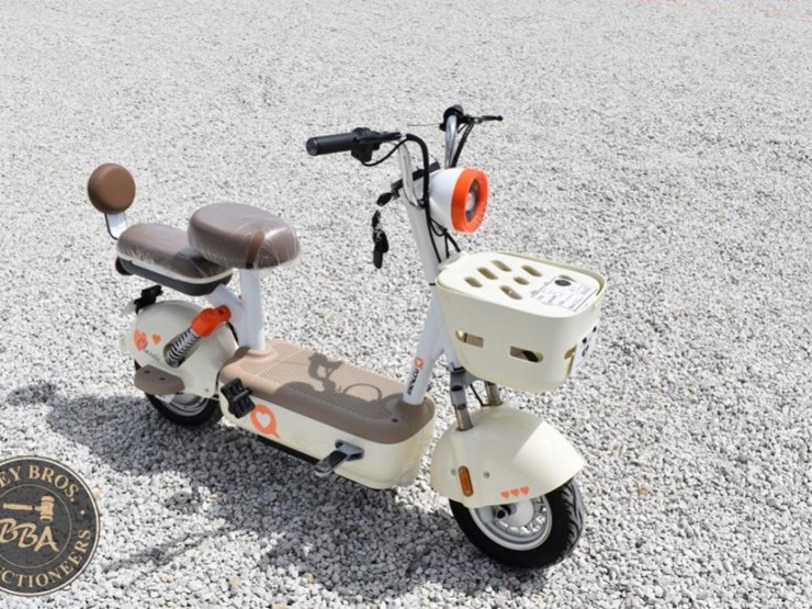 electric-scooter,-two-seater,-image-10