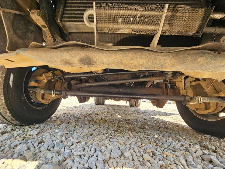 2005-ford-f550-image-64