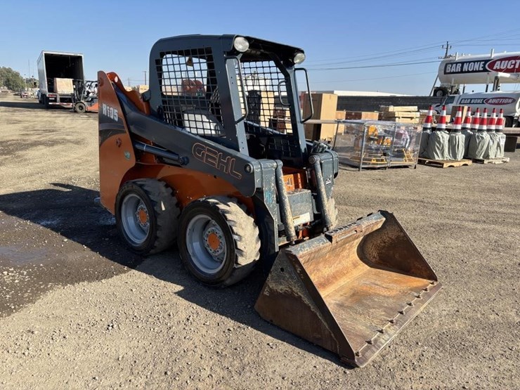 2019-gehl-rt105-image-2