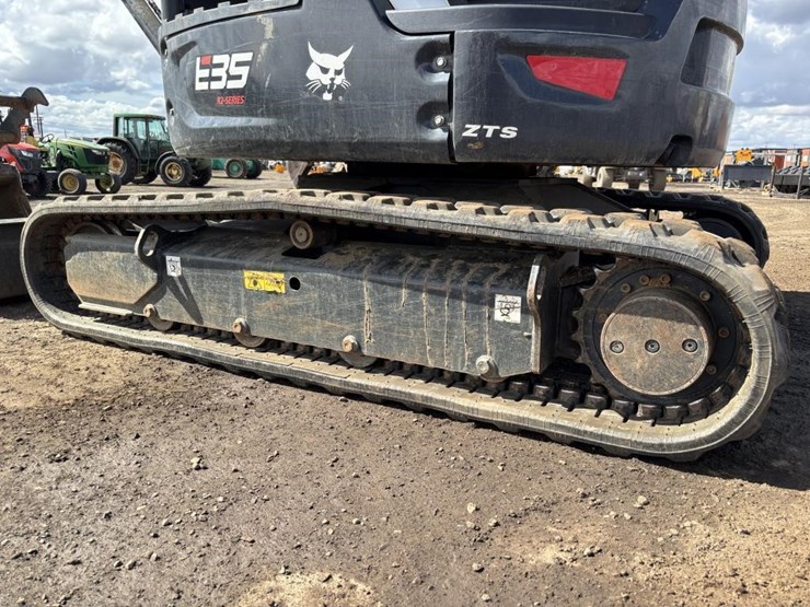 2023-bobcat-e35-image-23