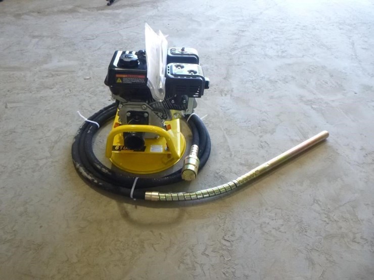 gas-powered-concrete-vibrator-image-3