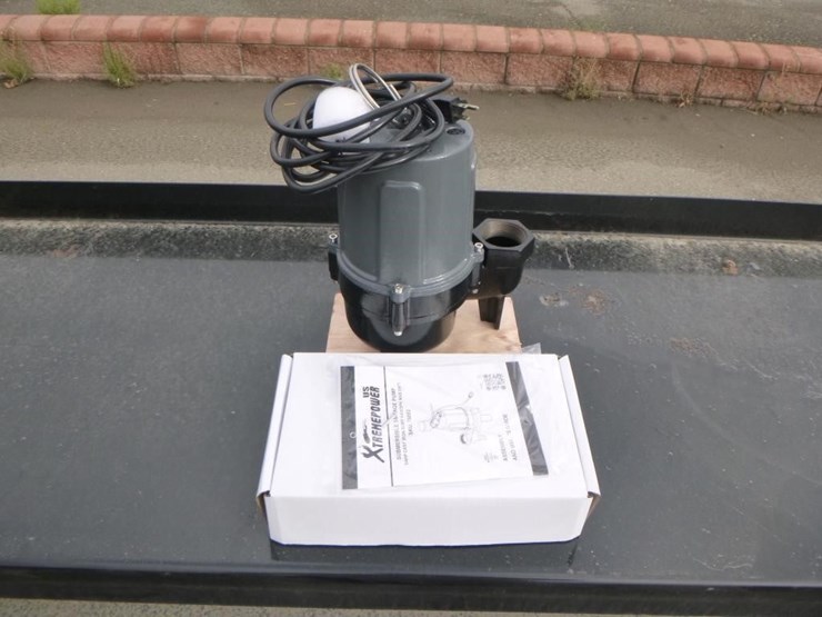 3/4hp-cast-iron-submersible-pump-image-1
