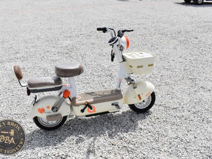 electric-scooter,-two-seater,-image-8