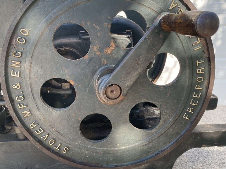 stover-1.5-hp-engine-image-4