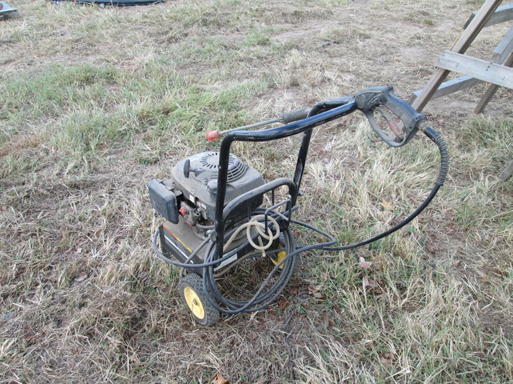 #29240-•-john-deere-hr2400g-1.0gpm-pressure-washer-image-4