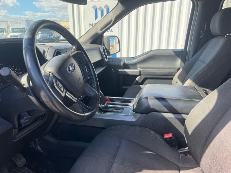 2019-ford-f150-image-8