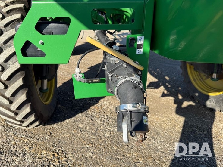 2021-john-deere-r4044-image-103