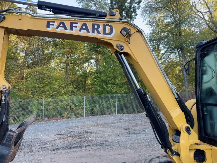 2018-caterpillar-305-image-15