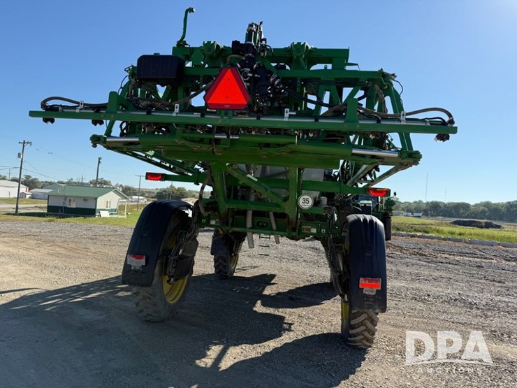 2022-john-deere-412r-image-17