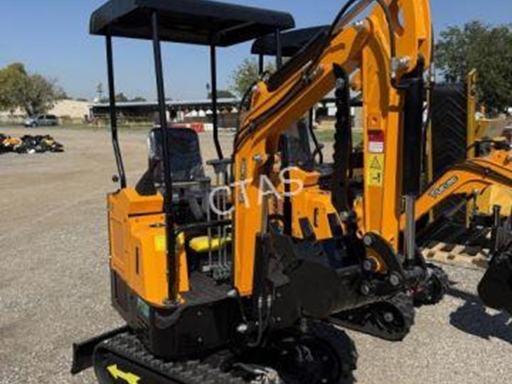 #110-•-mini-excavator---gas---model:15-image-2