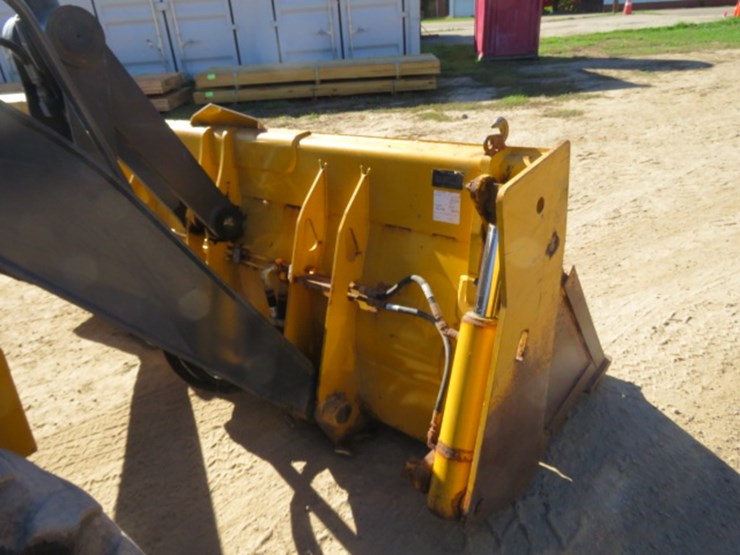 deere-310sl-image-12
