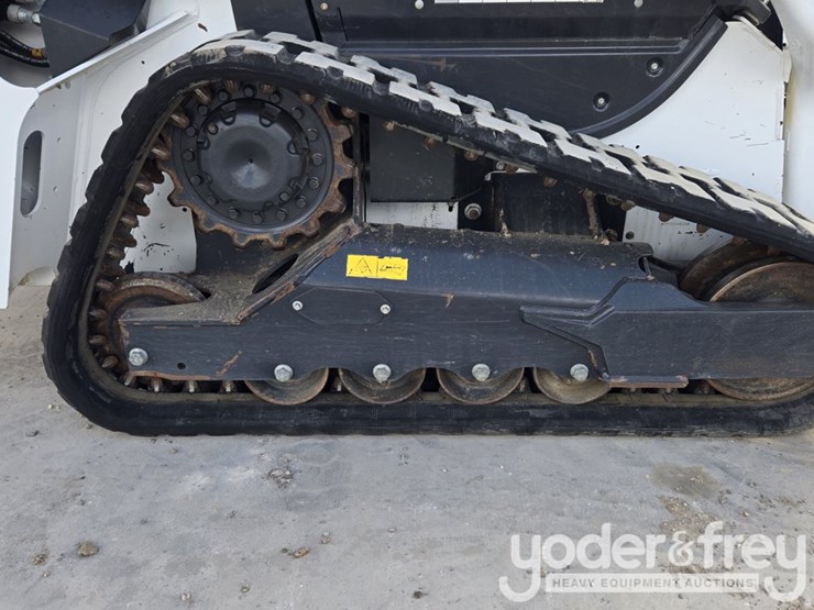 2022-bobcat-t64-image-18