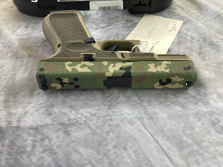 #4013-•-glock-19-gen-5-mos,-camo-slide,-sn:-cbpc869-image-7