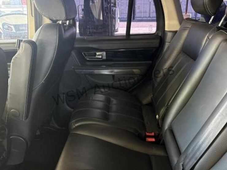 2012-land-rover-range-rover-image-24