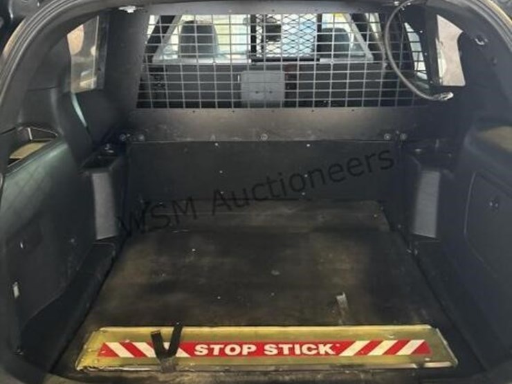 2017-ford-explorer-image-11