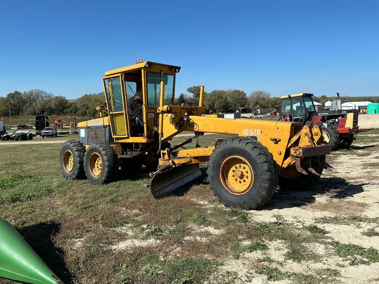 john-deere-5750-image-1
