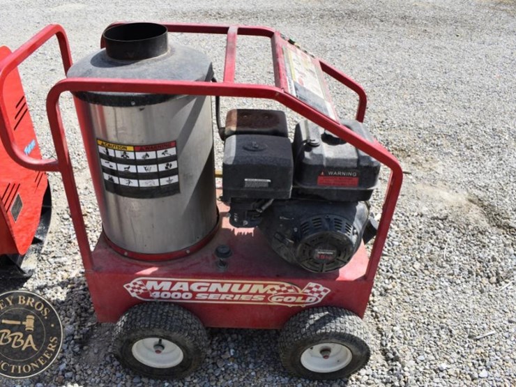 magnum-4000-series-gold-pressure-washer---15-hp,-4000-psi-image-3