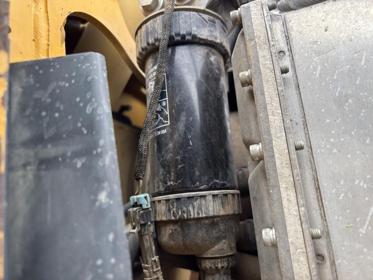 2012-deere-210lj-image-49