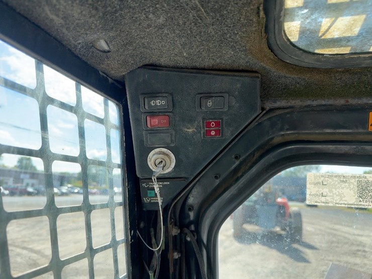 2003-bobcat-553-image-17