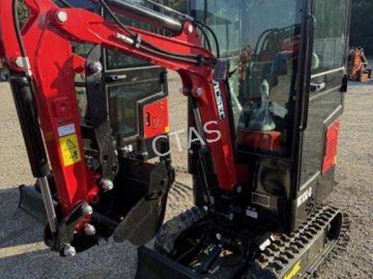 #39-•-mini-excavator---gas---model:-13c-r-image-1