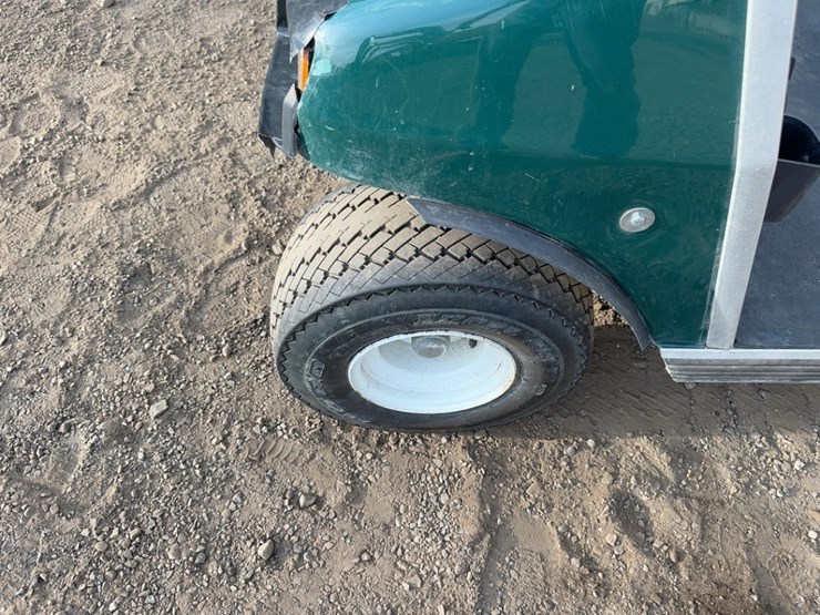 club-car-turf-ii-utility-cart-image-11