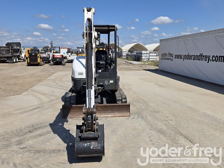 2021-bobcat-e35-image-8