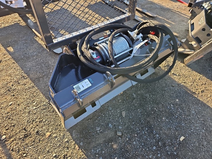 landhonor-fw-13-15000g-winch-attachment-image-4